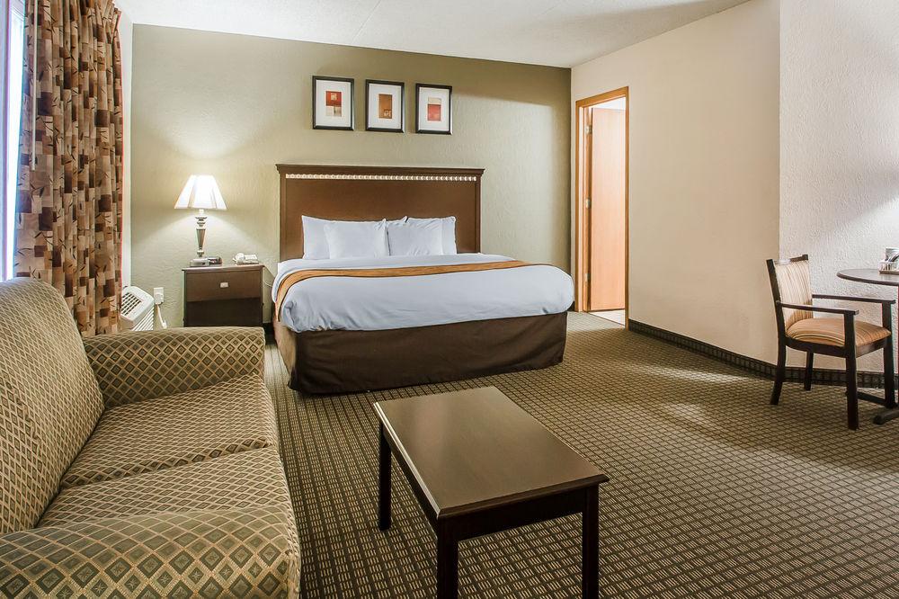 Comfort Inn & Suites Rochelle - Dekalb Kültér fotó